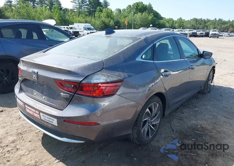 2022 Honda Insight Touring z USA, uszkodzony, nr VIN 19XZE4F94NE008199